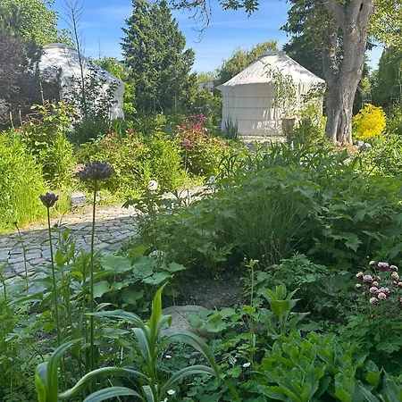 Bio Kastanienhof - Und Ayurvedische Jurten 3*
