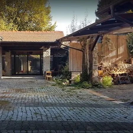 Гостевой дом Bio Kastanienhof - Und Ayurvedische Jurten Эрфурт