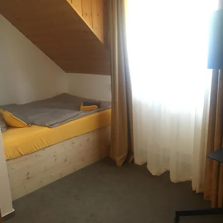 Bio Kastanienhof - Und Ayurvedische Jurten Maison d'hôtes 4*