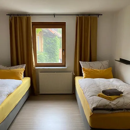 Maison d'hôtes Bio Kastanienhof - Und Ayurvedische Jurten