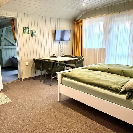 Kastanienhof 4*