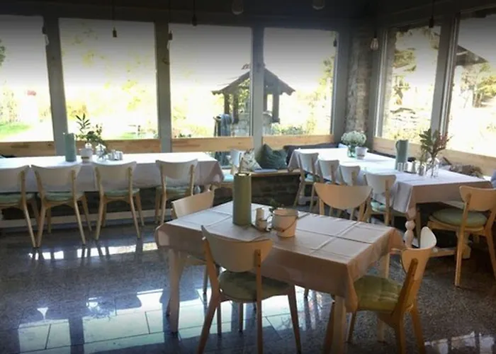 Konukevi Bio Kastanienhof - Und Ayurvedische Jurten