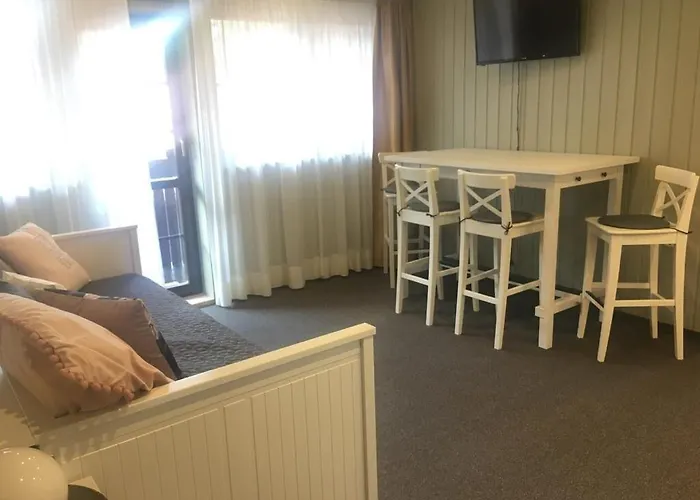 Bio Kastanienhof - Und Ayurvedische Jurten Konukevi