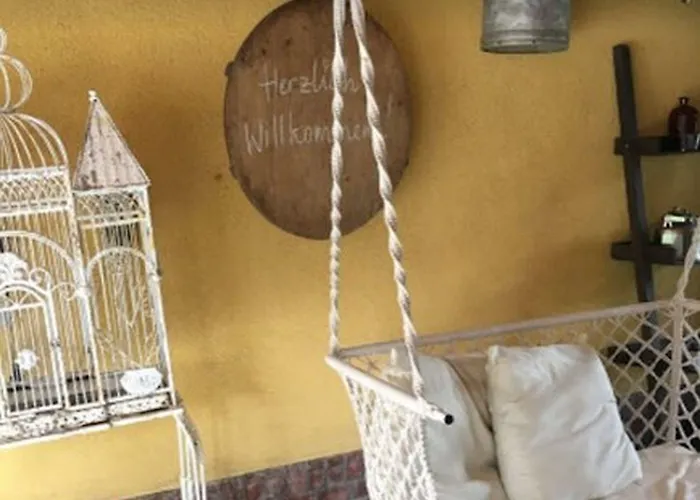 Bio Kastanienhof - Und Ayurvedische Jurten Konukevi 3*